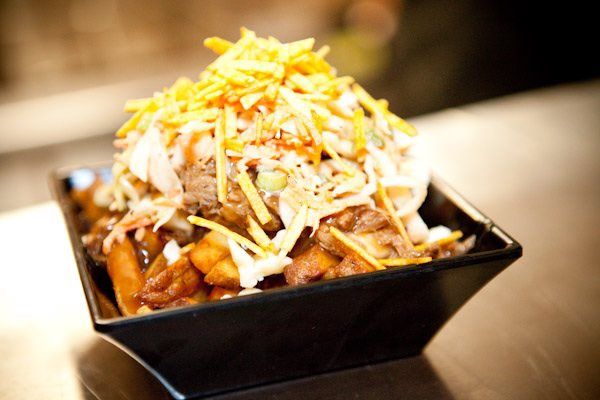 La poutine, un plat très populaire au Québec