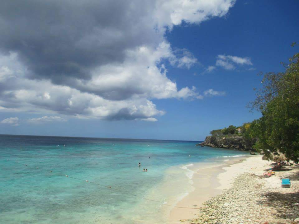 Surfers-Divers-Angelica-4