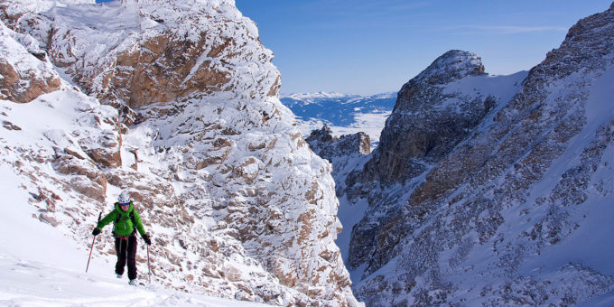 comm588b_1200x600_ski_america_jackson