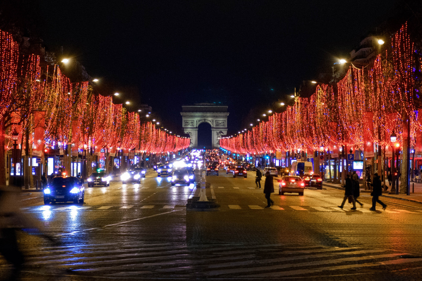noel-ville-paris-champselysés-france-échange de maison-vacances