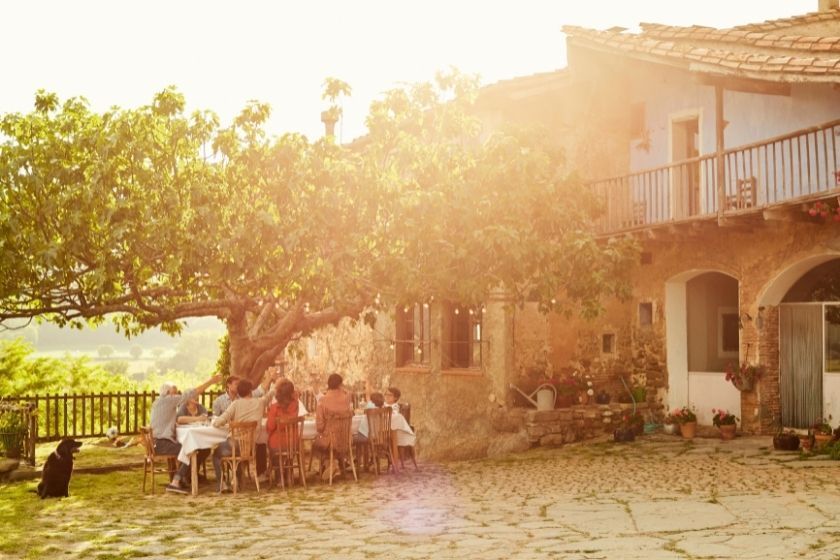 Echange-de-maison-decouvrir-le-monde-rencontres