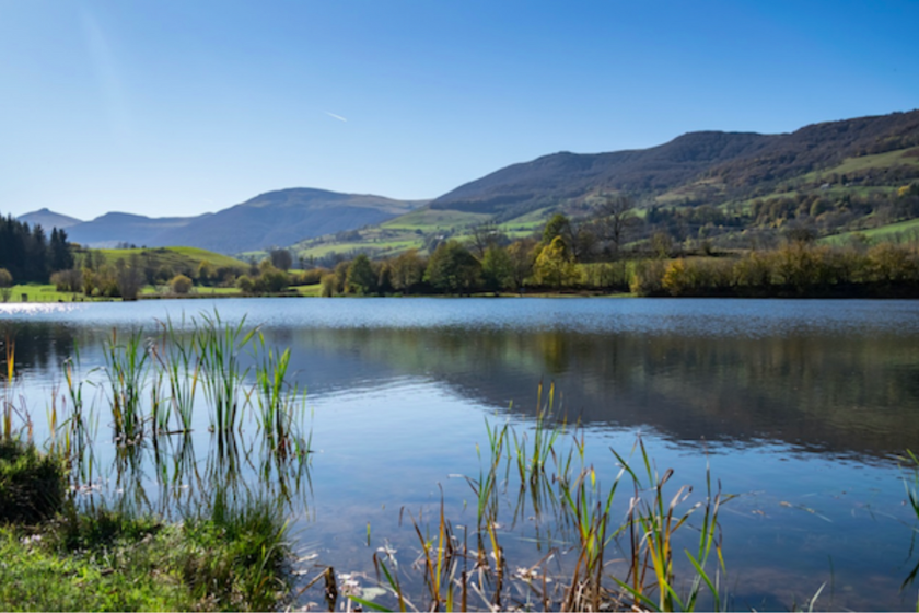 activite-insolite-auvergne-plages-et-lacs