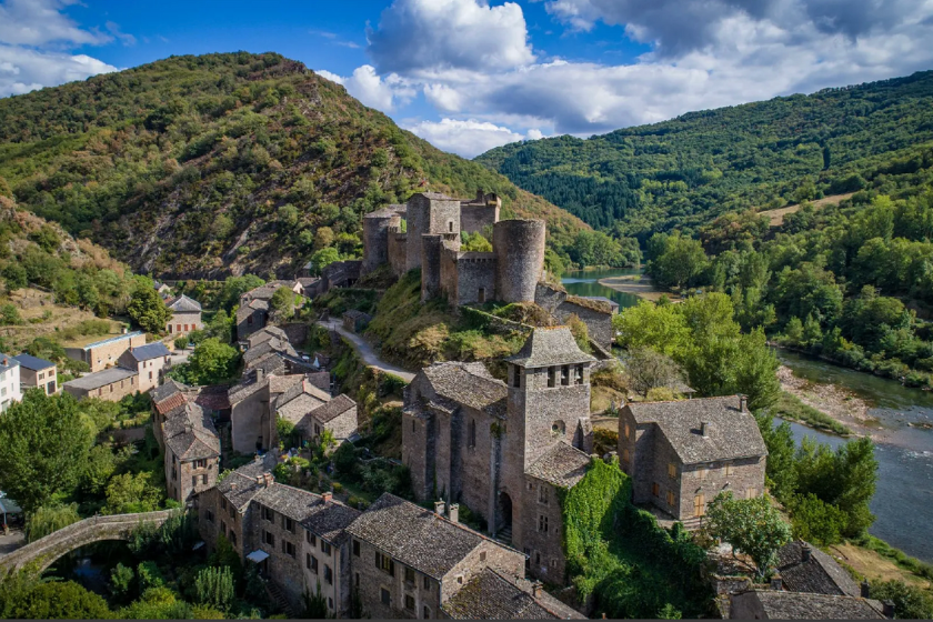 plus beaux châteaux de France Château de Brousse-le-Château