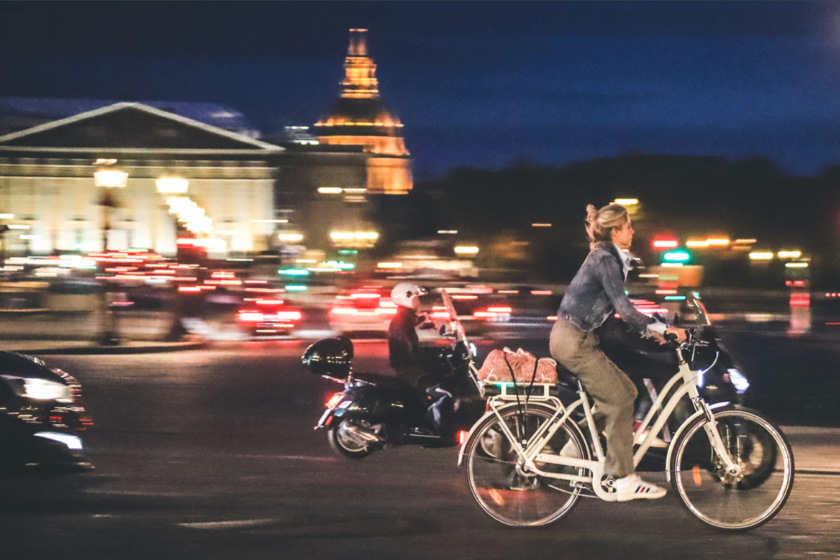 Paris la nuit visiter la ville en vélo