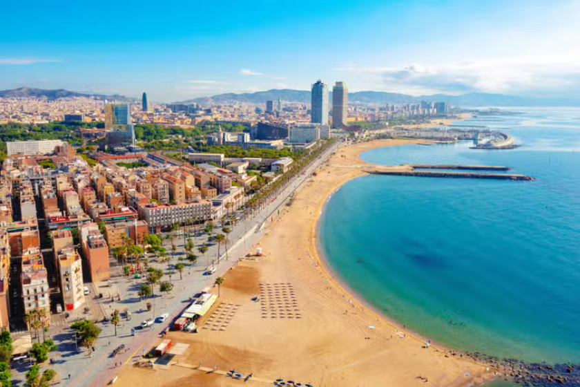 Que faire à Barcelone en novembre Plage de la Barceloneta